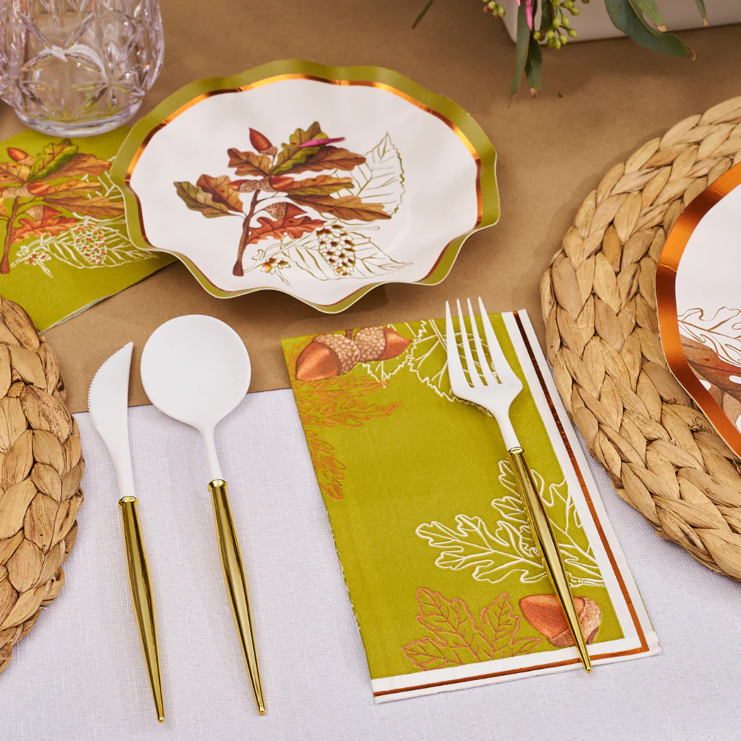 Acorn and Oak Paper Guest Towels  – 20pk - Image 3