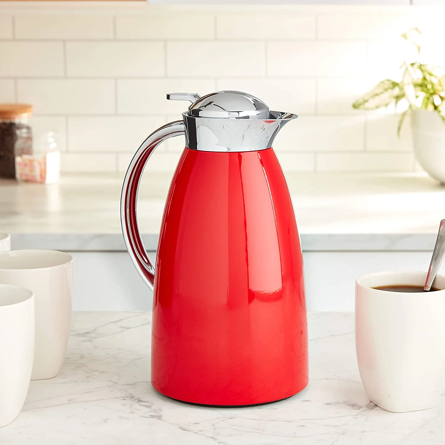 Alfi Gusto Glass Vacuum Thermal Dispenser Carafe – 1.0 Liter - Red - Image 4