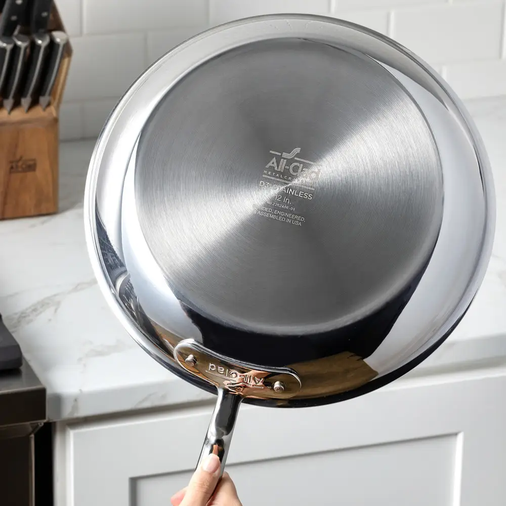 All-Clad D3 Stainless Steel 6-Quart Sauté Pan With Lid - Image 3