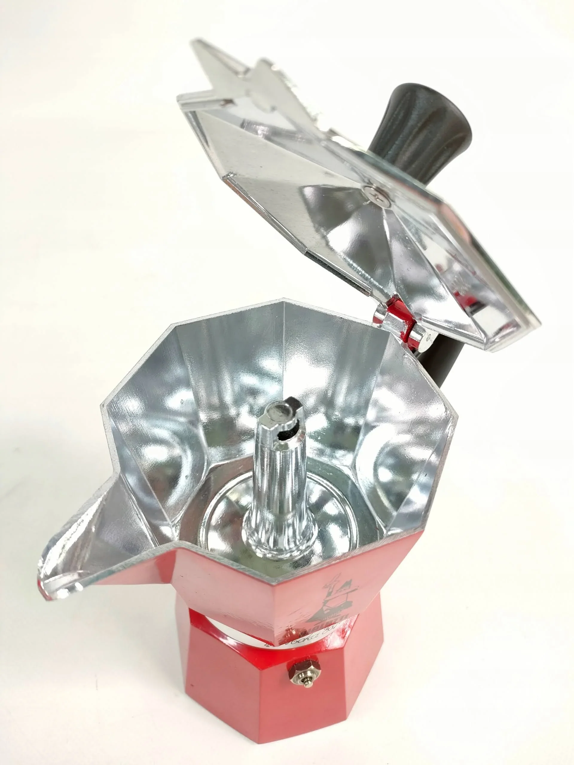Bialetti Moka Express Stovetop Espresso Maker – 6 Cup – Red - Image 3