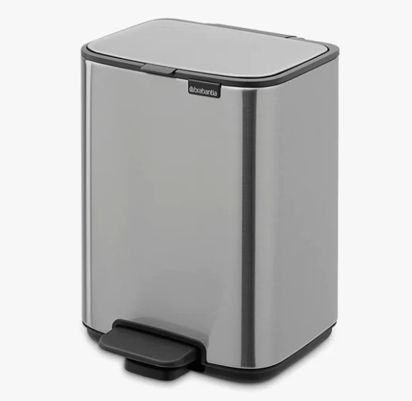 Brabantia Bo Petite Step-On Trash Can – 1.1 Gal – Matte Steel - Image 2
