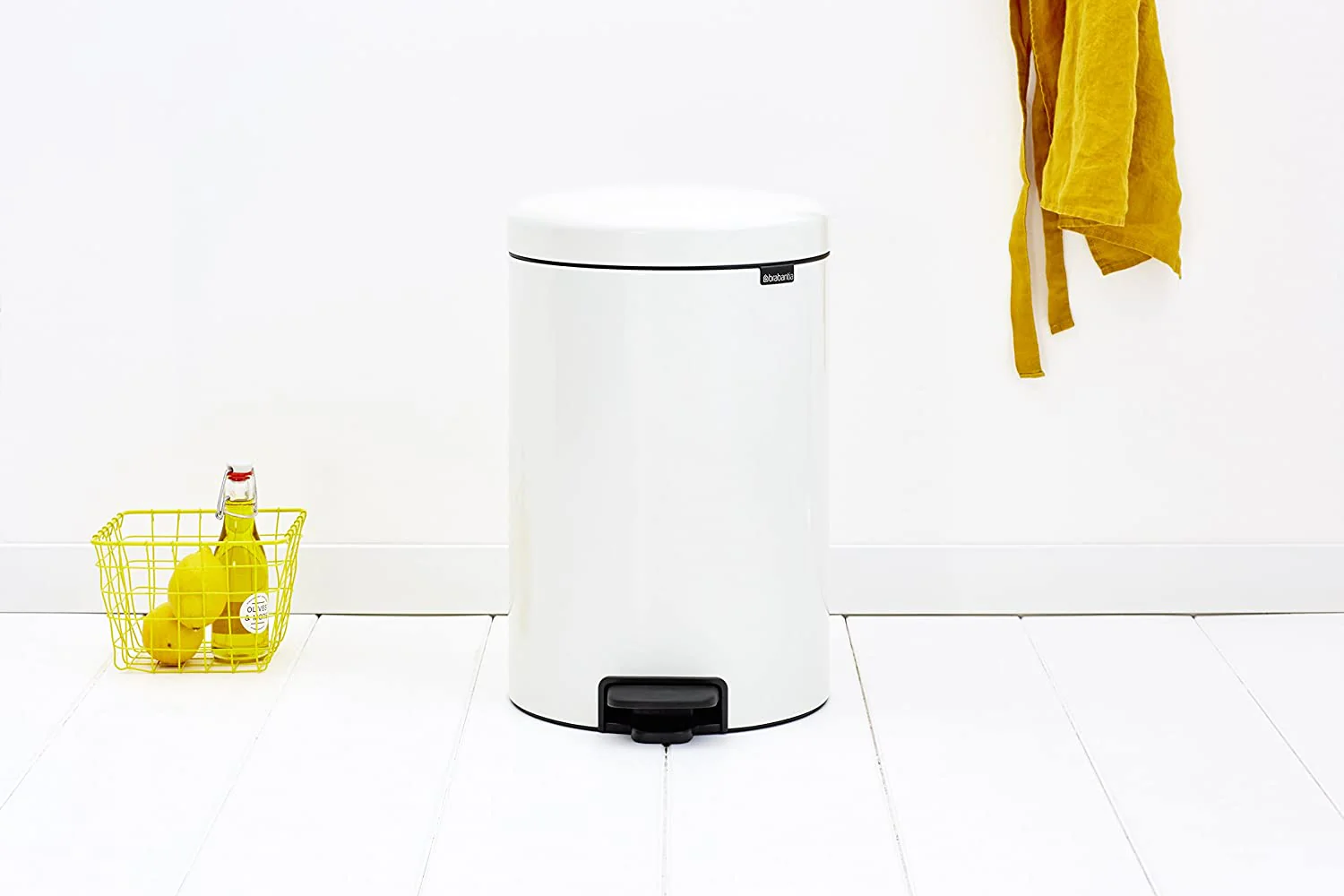 Brabantia NewIcon Step Trash Can – 5.3 Gal – 20L - White - LOCAL UPPER EAST SIDE DELIVERY ONLY - Image 3