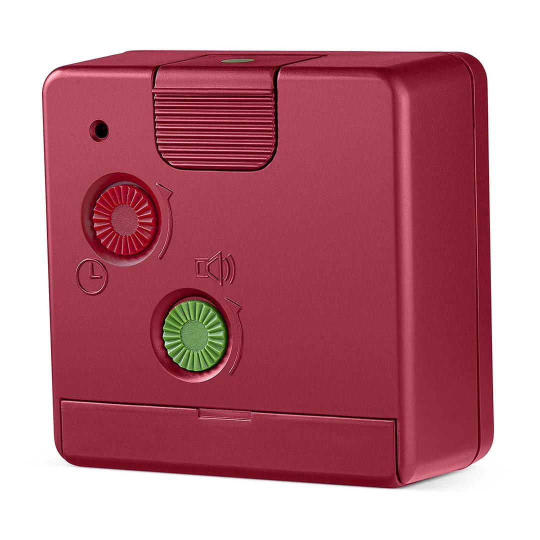 Braun Classic Travel Analogue Alarm Clock β Red - Image 4