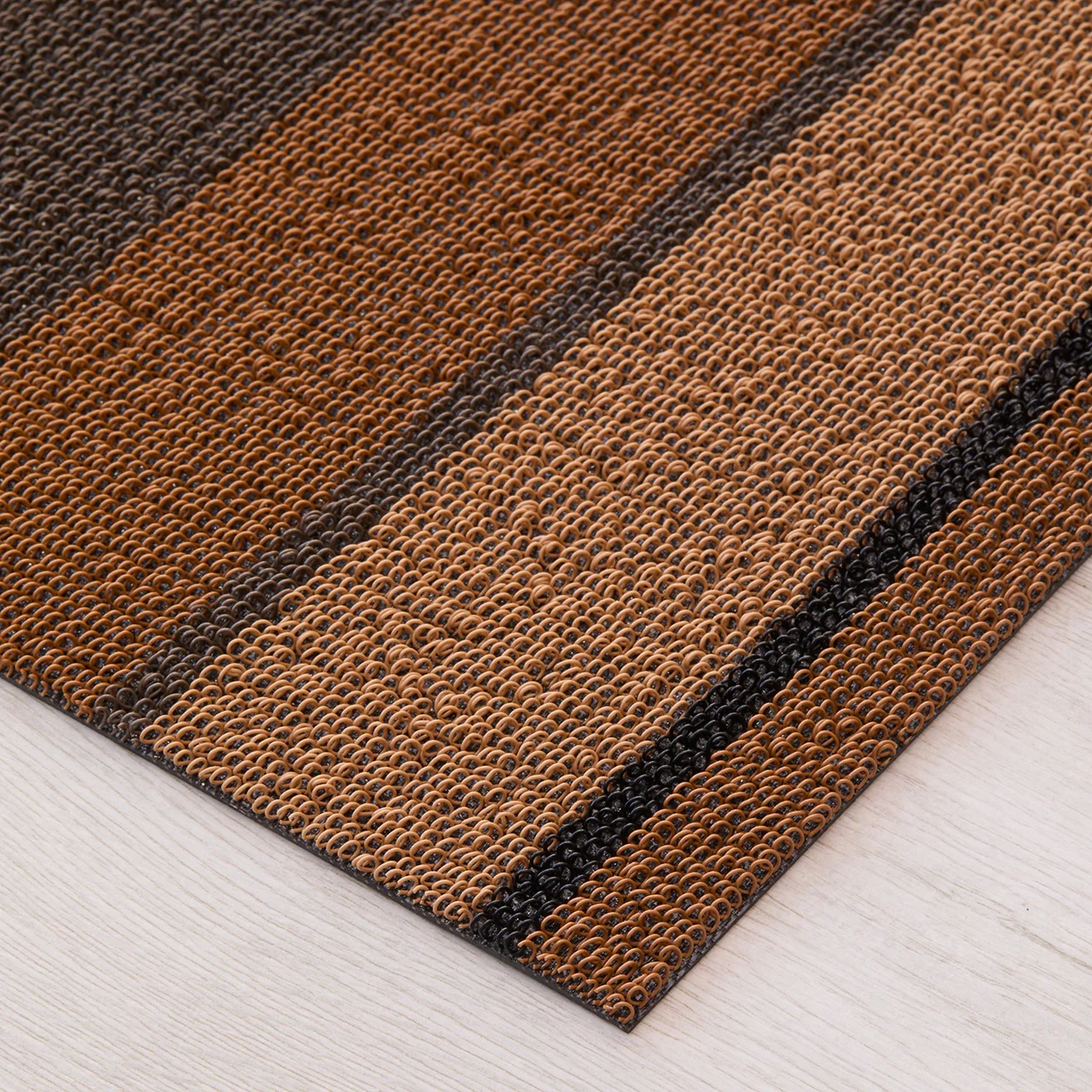 Chilewich Bolt Stripe Shag Floor Mat – Honey – 24" x 36" - Image 3
