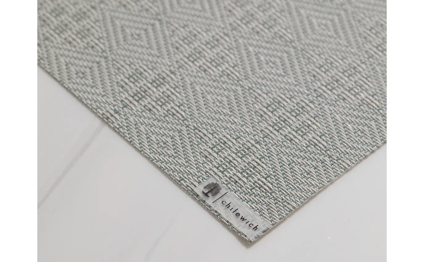 Chilewich Boxwood Geometric Lace Weave Rectangle Placemat – Abalone - Image 3