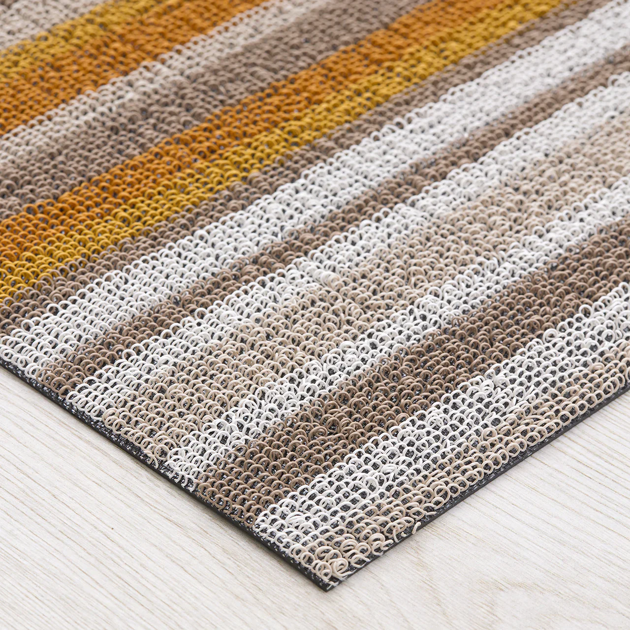 Chilewich Horizon Stripe Shag Door Mat β Desert β 18" x 28" - Image 3