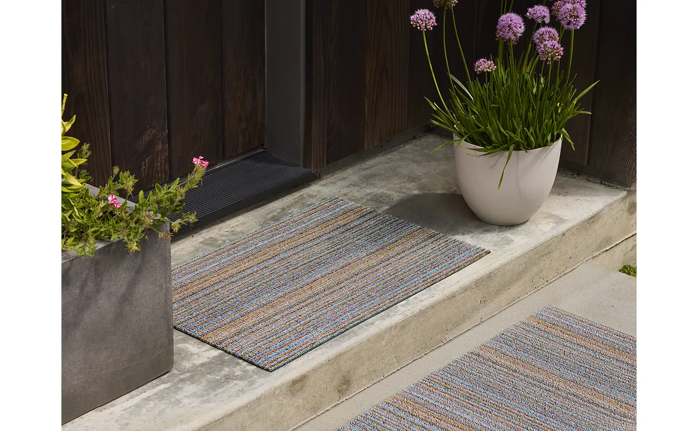 Chilewich Shag Skinny Stripe Door Mat – Periwinkle – 18" x 28" - Image 3