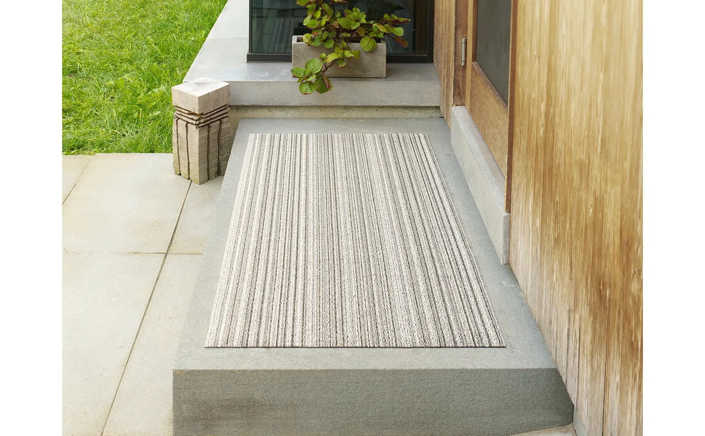 Chilewich Shag Skinny Stripe Door Mat – Periwinkle – 18" x 28" - Image 4