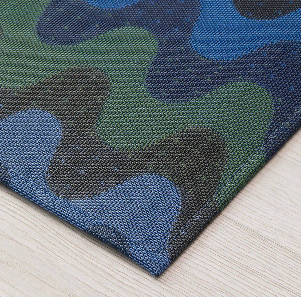 Chilewich Wiggle Rugs Floor Mat β Deep Sea β 22" x 36" - Image 3
