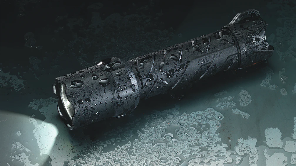 Coast Pure Beam Focusing Waterproof Flashlight - Image 3
