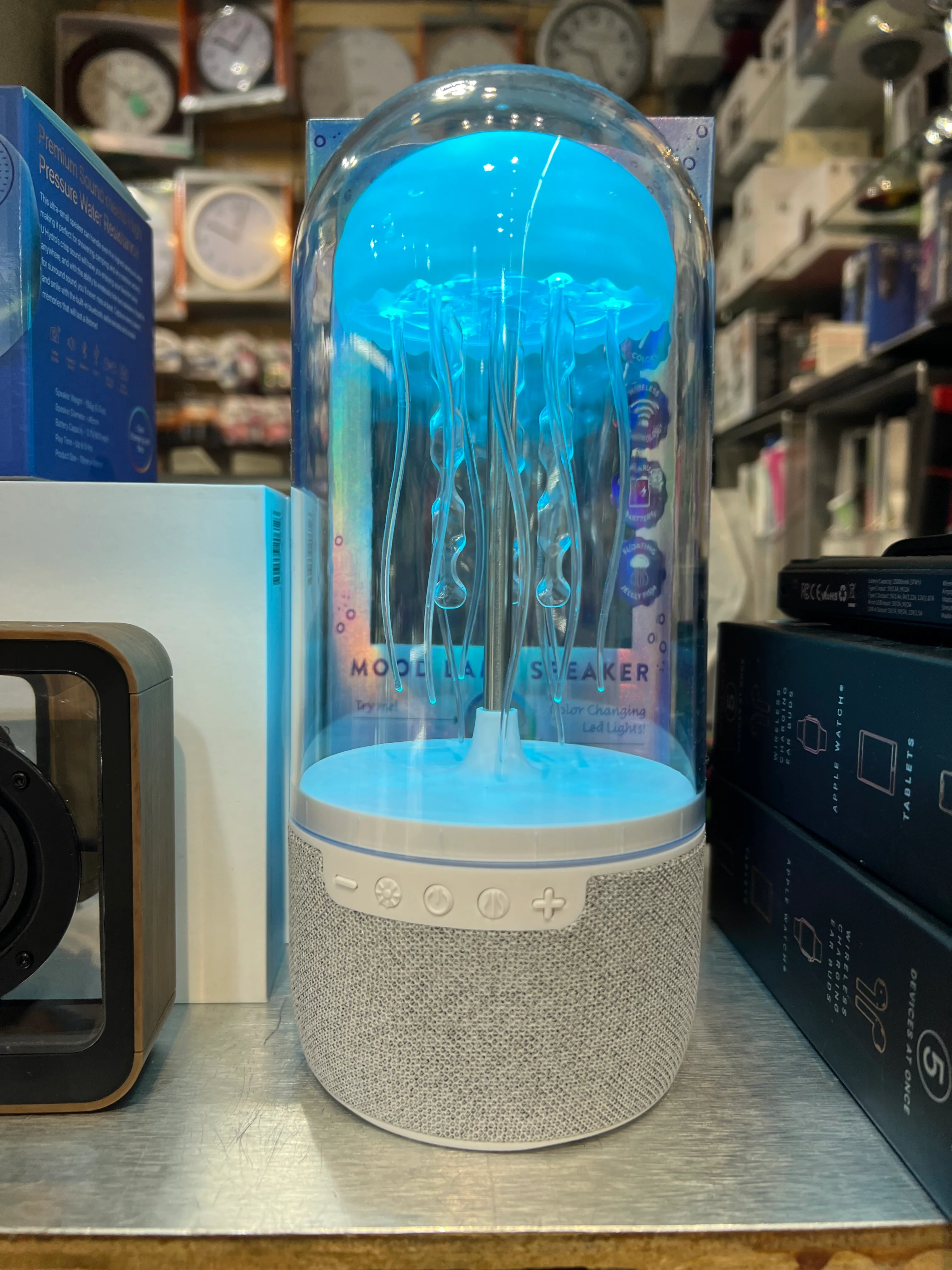 Colorful Jellyfish Mood Lamp Wireless Bluetooth Speaker - Image 5