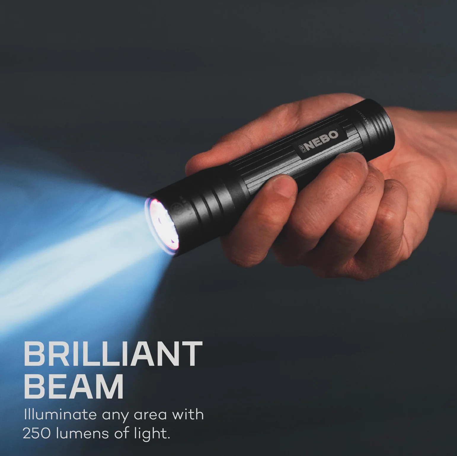 CSI LED 250 Lumen Laser Magnetic Flashlight - BLACK - Image 2