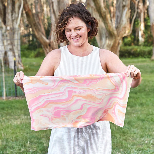 Dock & Bay - Cooling Gym Towel - Peach Melba - Image 4