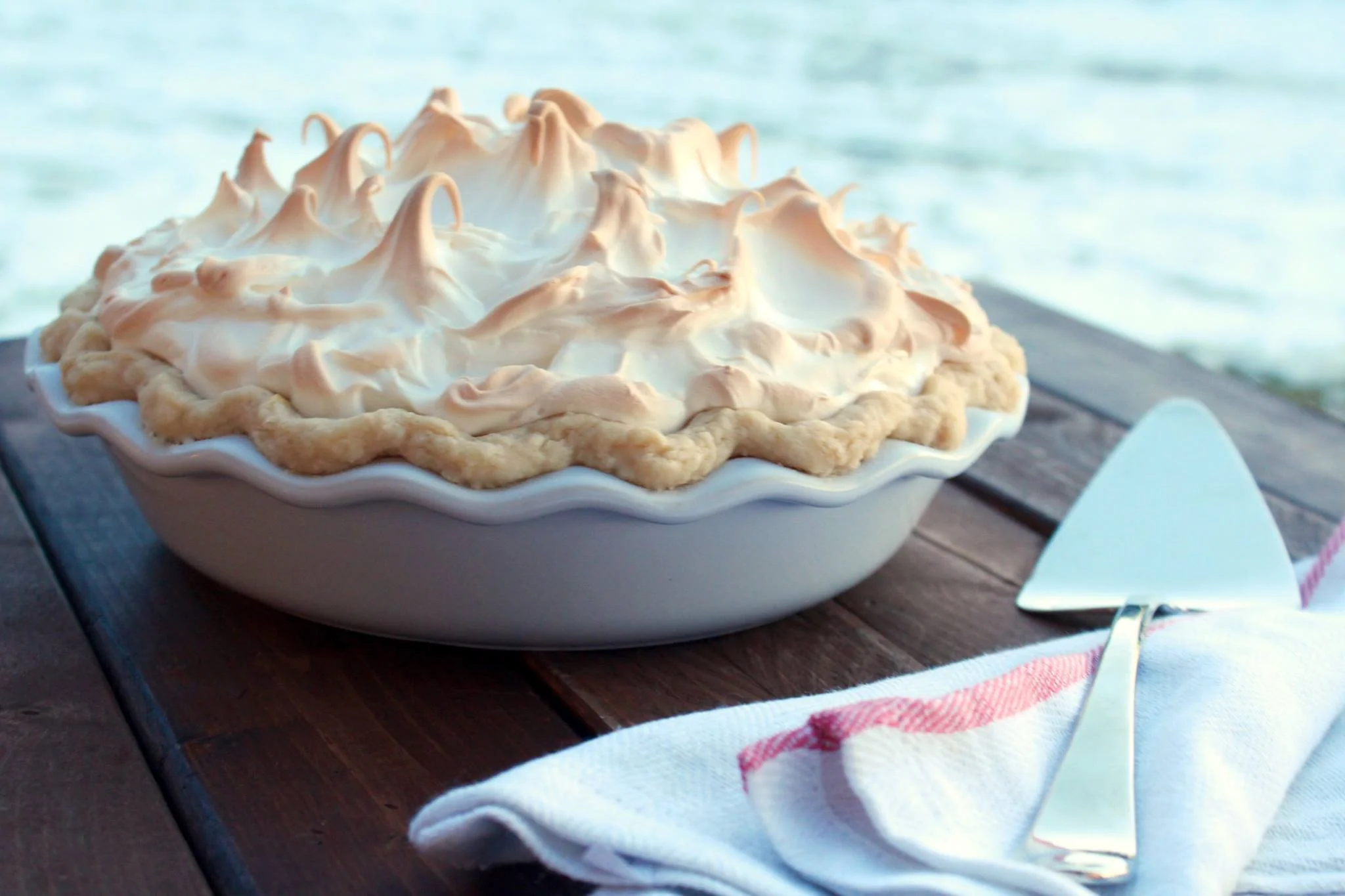 Emile Henry Ovenware Pie Dish – 1.5 QT - Image 2