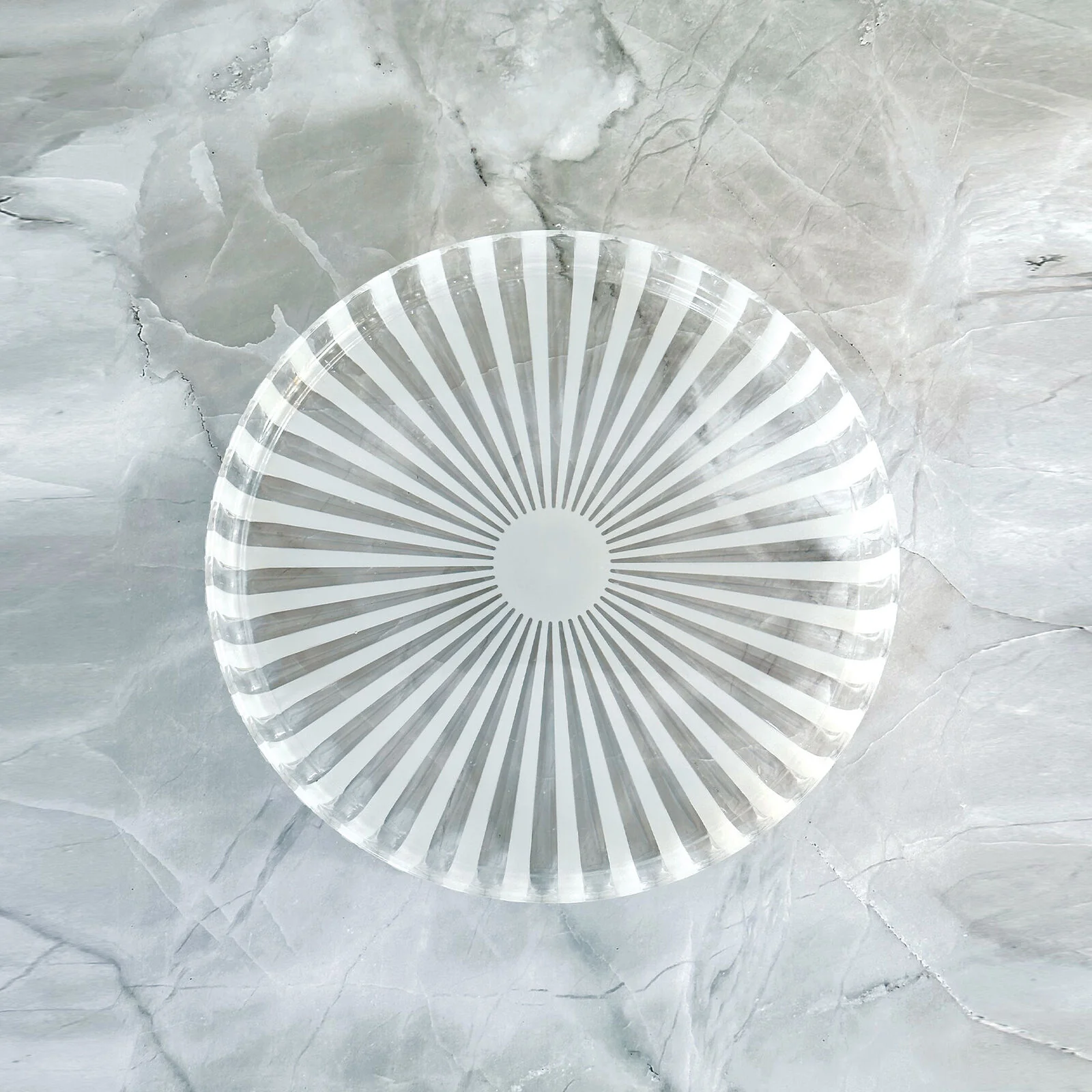 Guzzini Dolcevita Round Tray – Mother of Pearl – 12" Dia. - Image 2