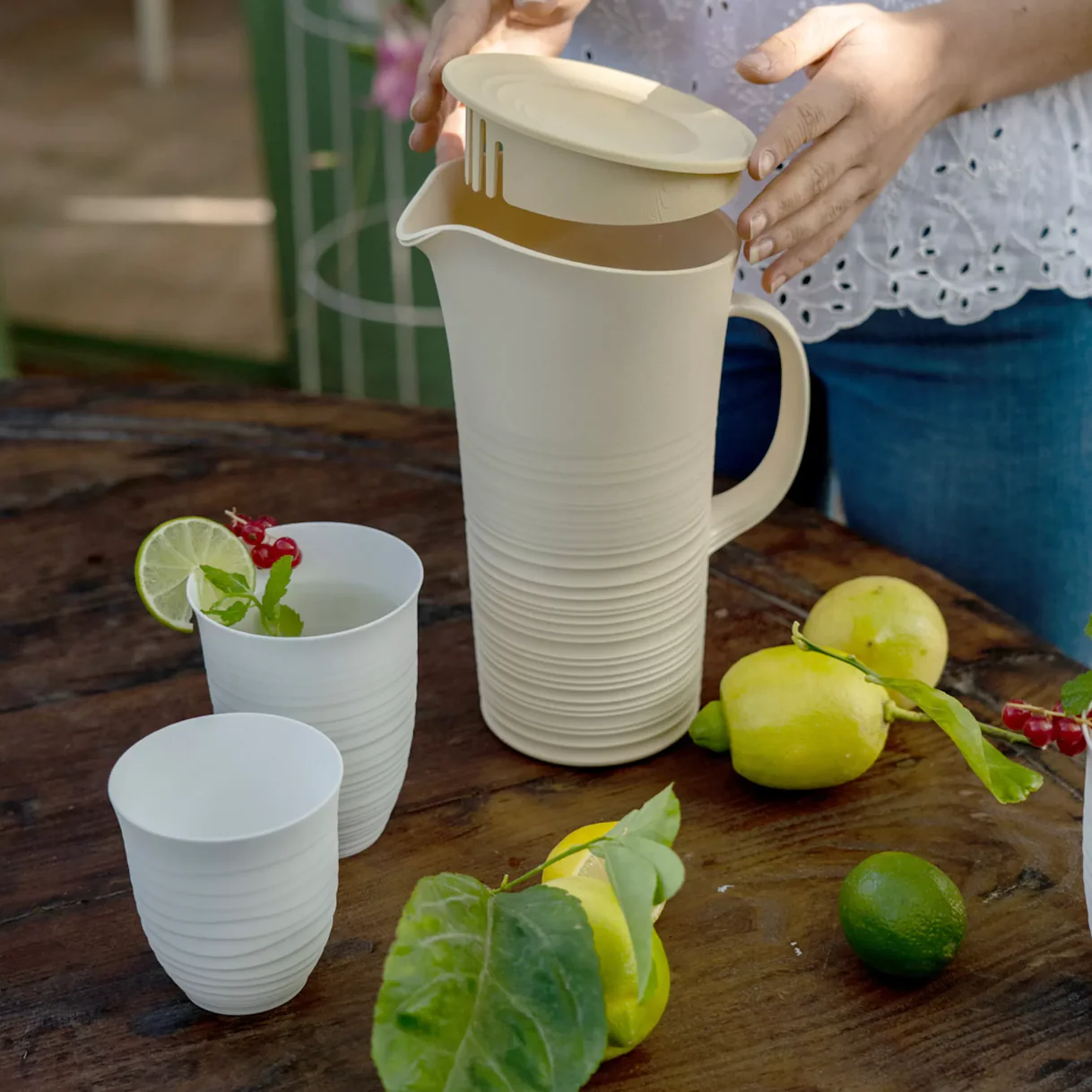 Guzzini Tierra Pitcher with Lid – Milk White - Image 3