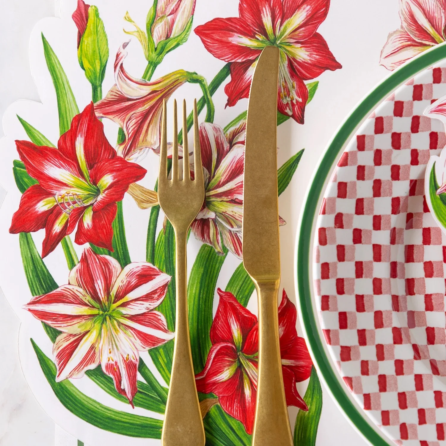Hester & Cook Paper Placemats - Die-cut Amaryllis – 12 Per Pack - Image 2