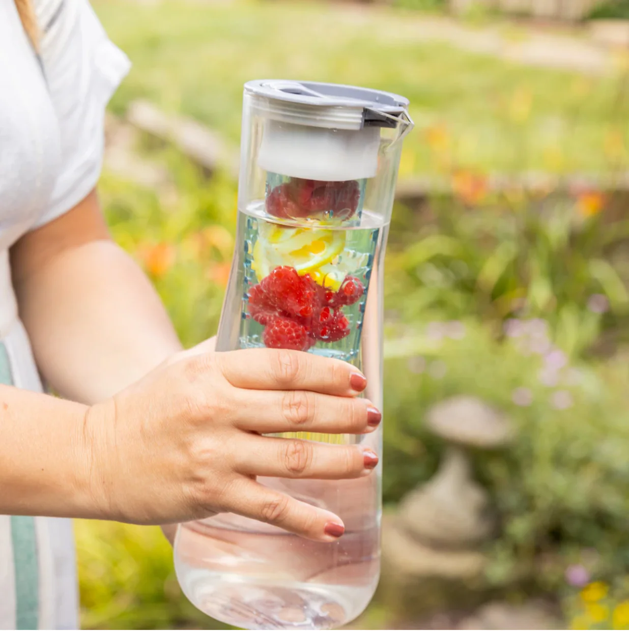 Hydros Glass Water Filtration Carafe β 40 oz. - Image 3