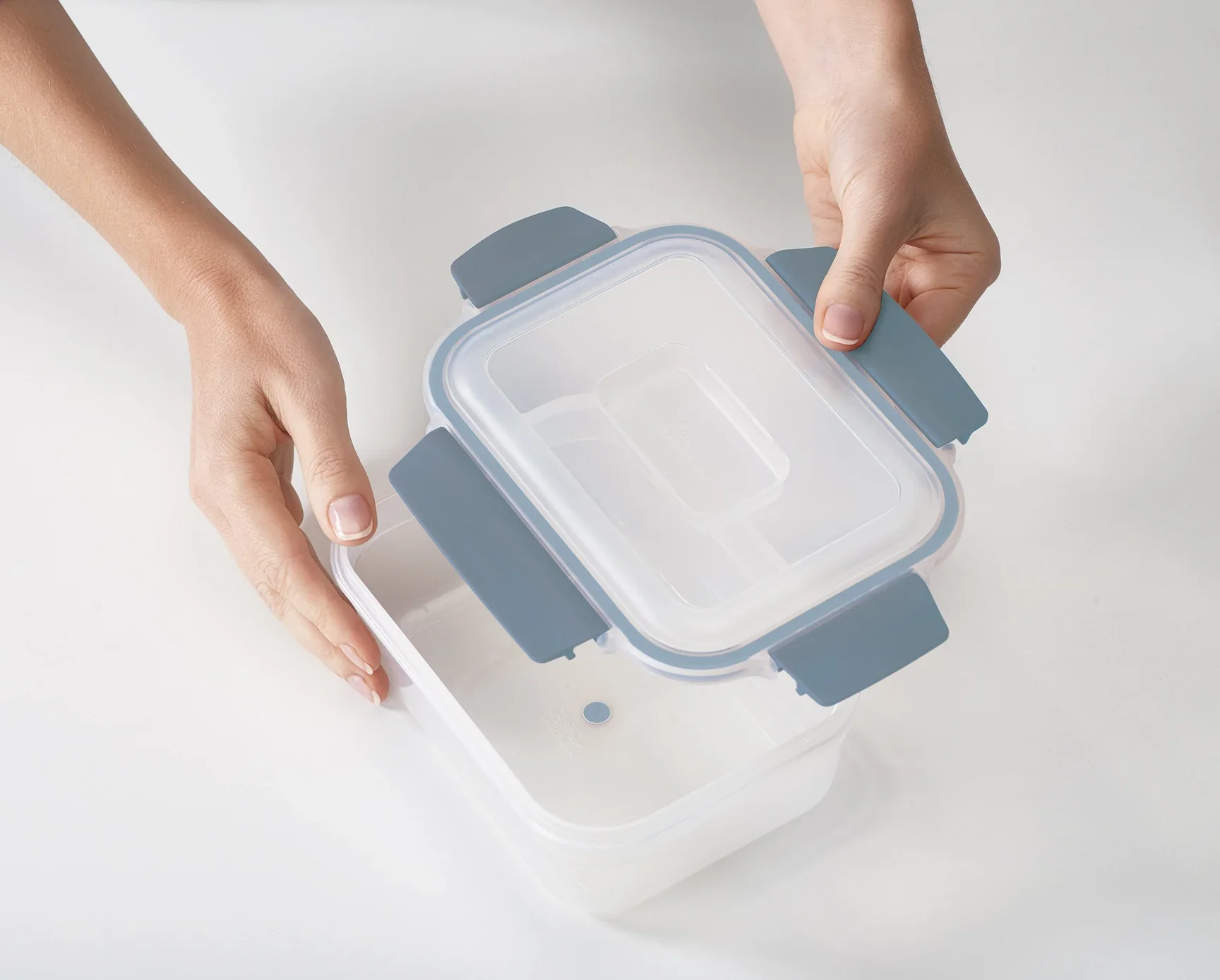 Joseph-Joseph Nest Lock Containers - Sky – 10 Piece Nesting Set - Image 4