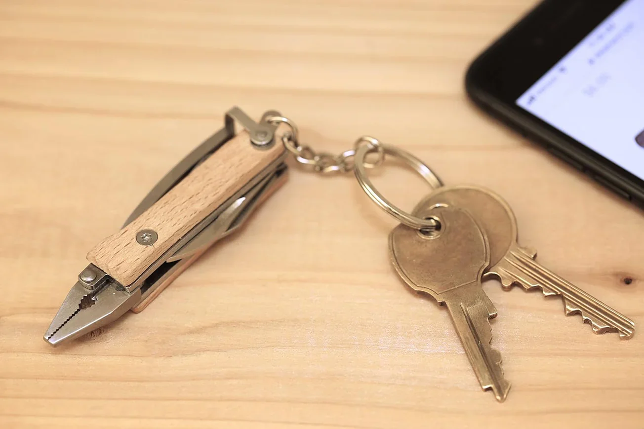 Kikkerland Mini Key Chain Pliers - Image 3
