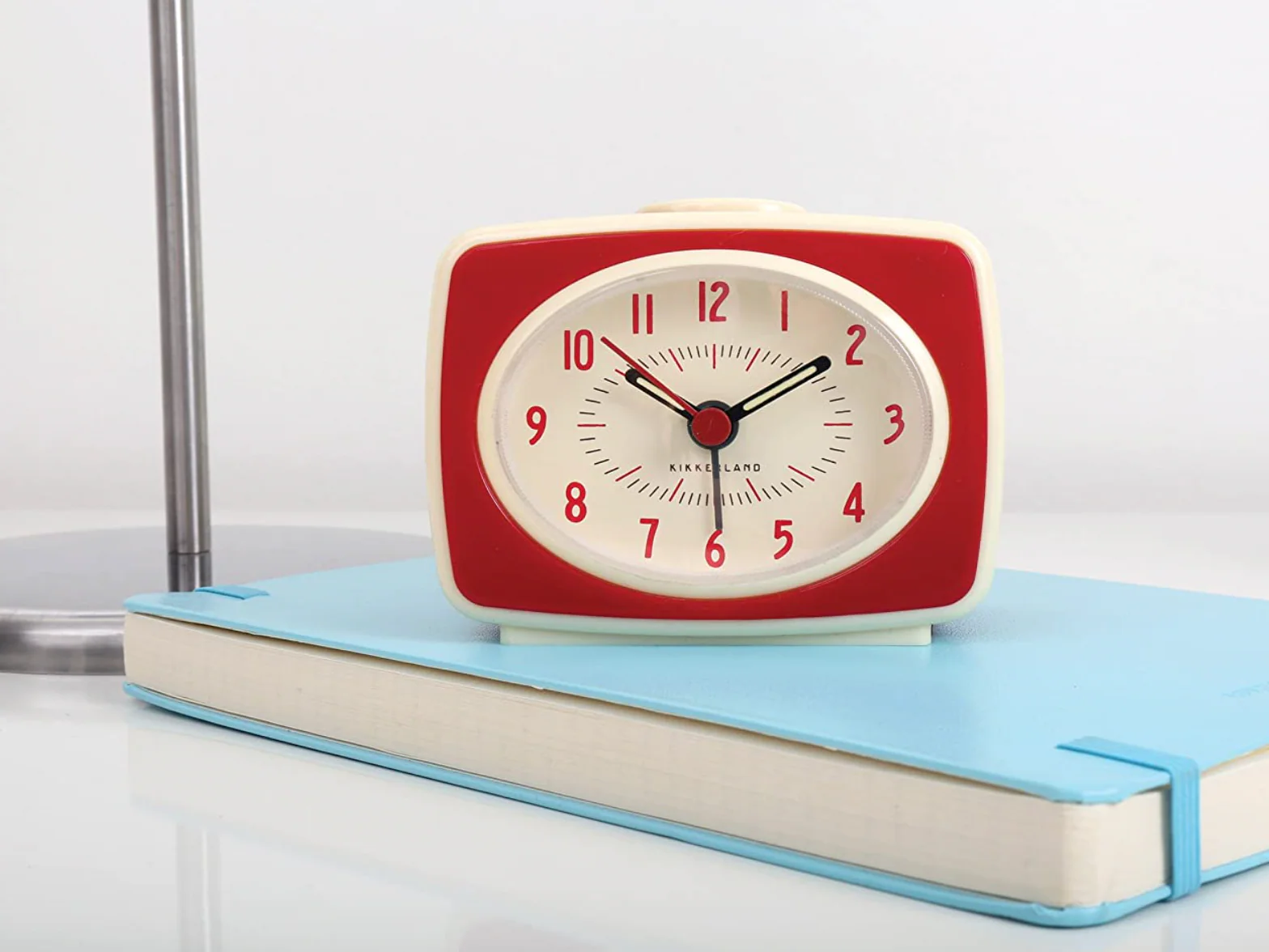 Kikkerland Retro Alarm Clock – Red - Image 3