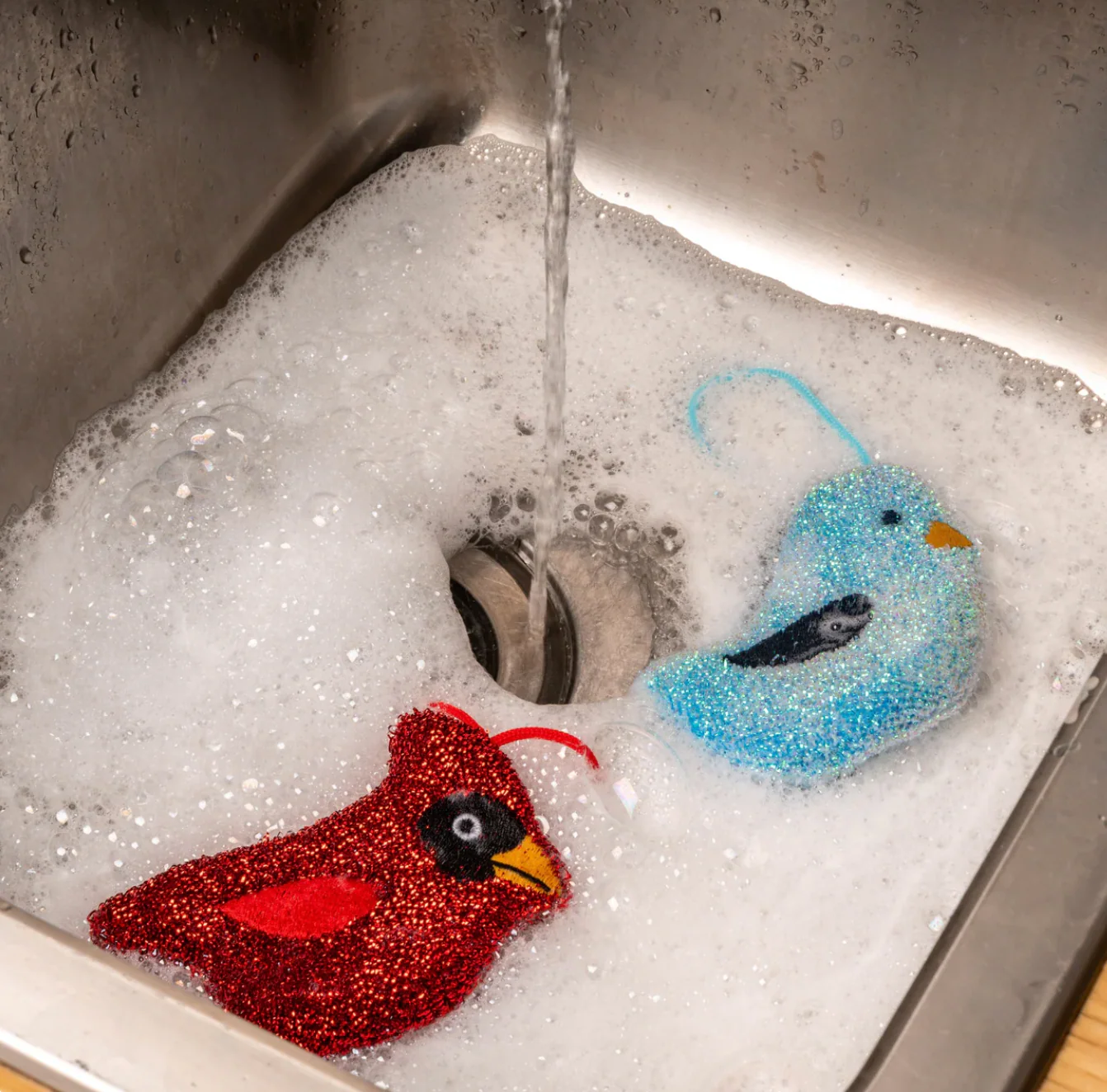 Kikkerland Songbird Scratch Free Scrubber Sponges – Set of 2 - Image 3