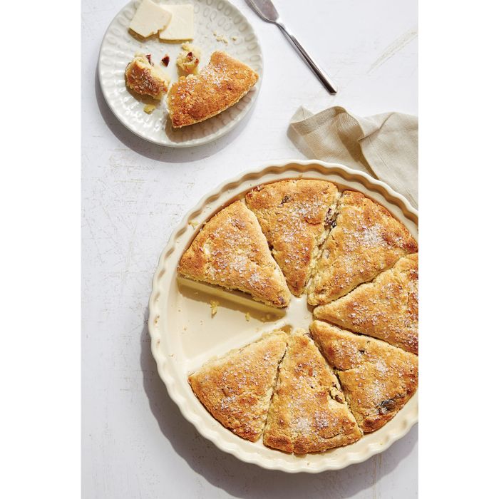 King Arthur Baking Company Ceramic Scone Pan – 11" - Image 4