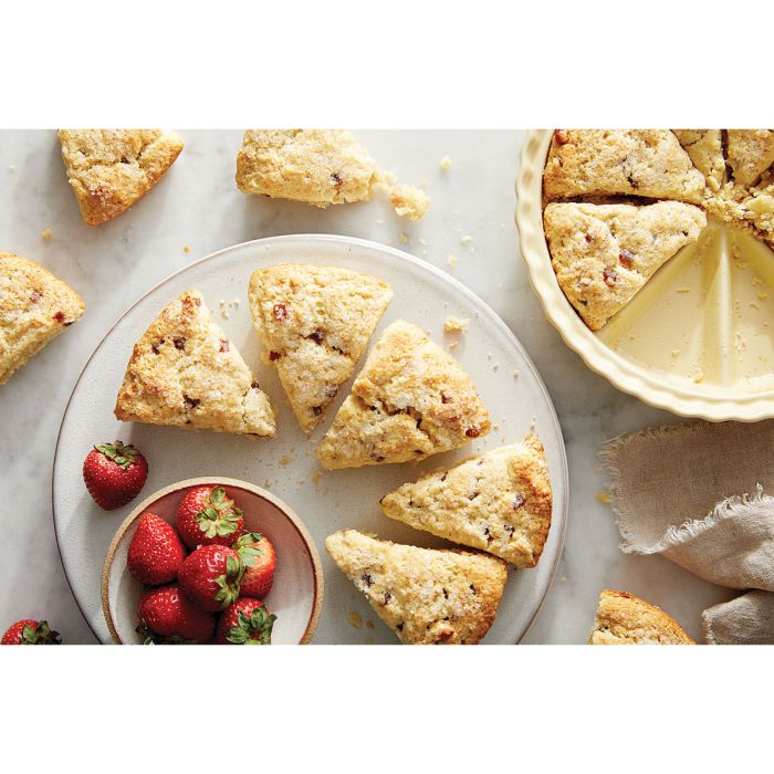 King Arthur Baking Company Ceramic Scone Pan – 11" - Image 5