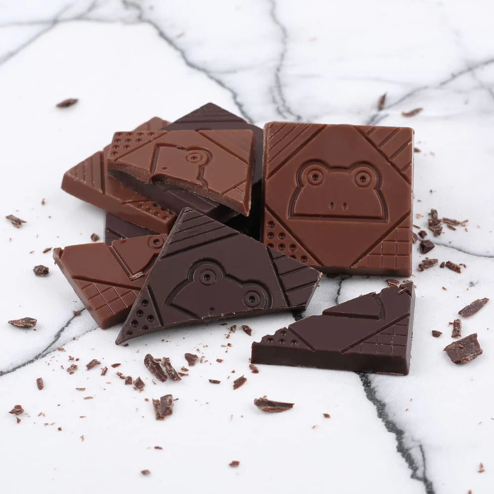 Le Chocolat des Francais – A Galactique Christmas Bar – Sweet Milk Chocolate  – 2.8oz ** - Image 4