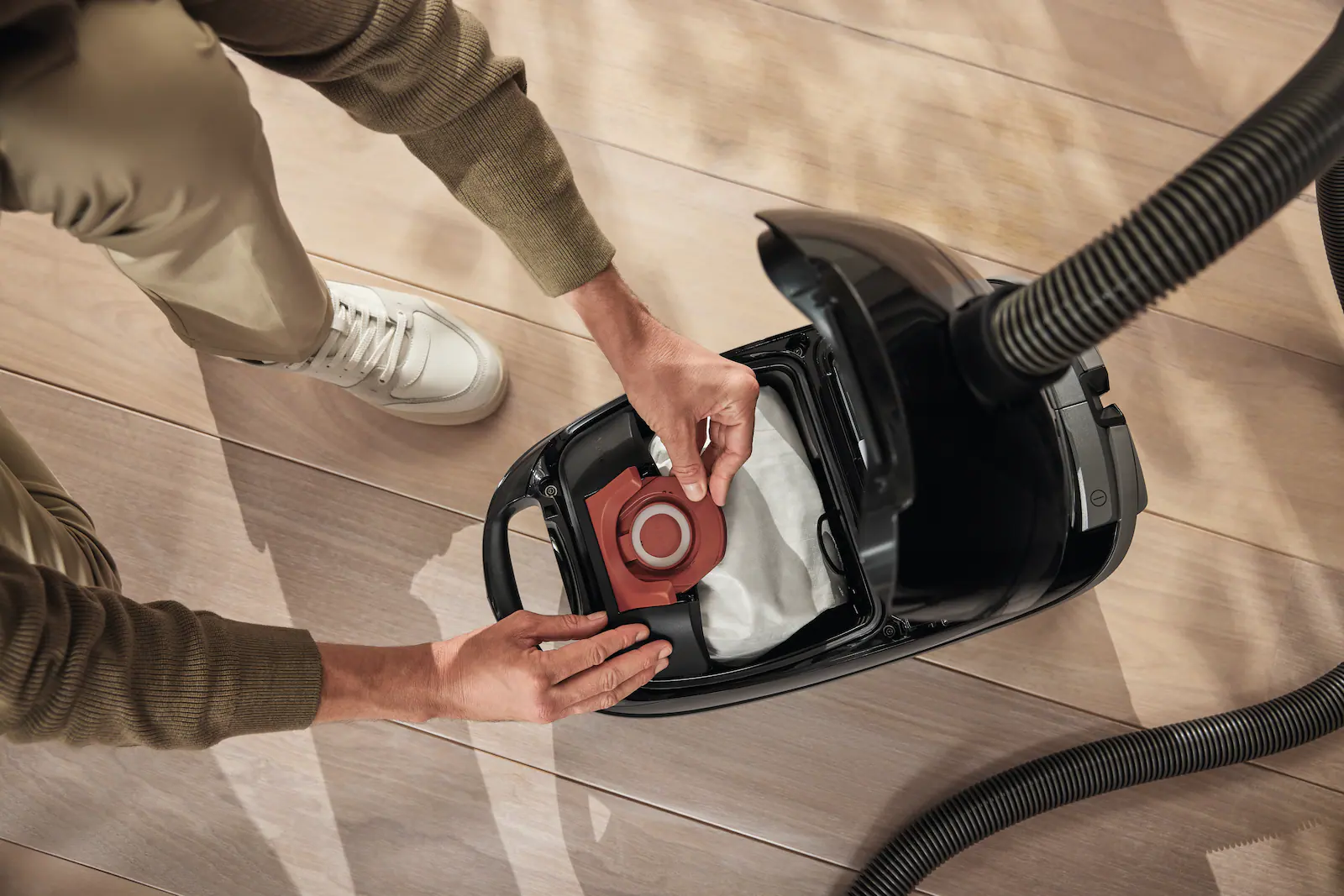 Miele Canister Vacuum Guard M1 Cat & Dog – Obsidian Black - Image 6