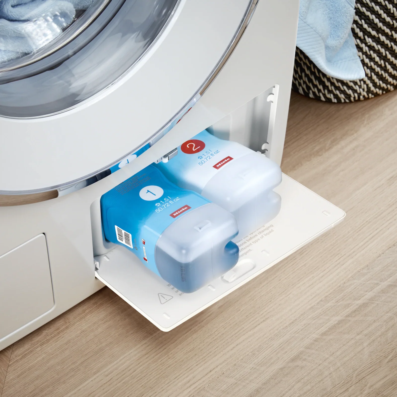 Miele UltraPhase 1 – 2-Component Detergent For Whites And Colors - Image 2