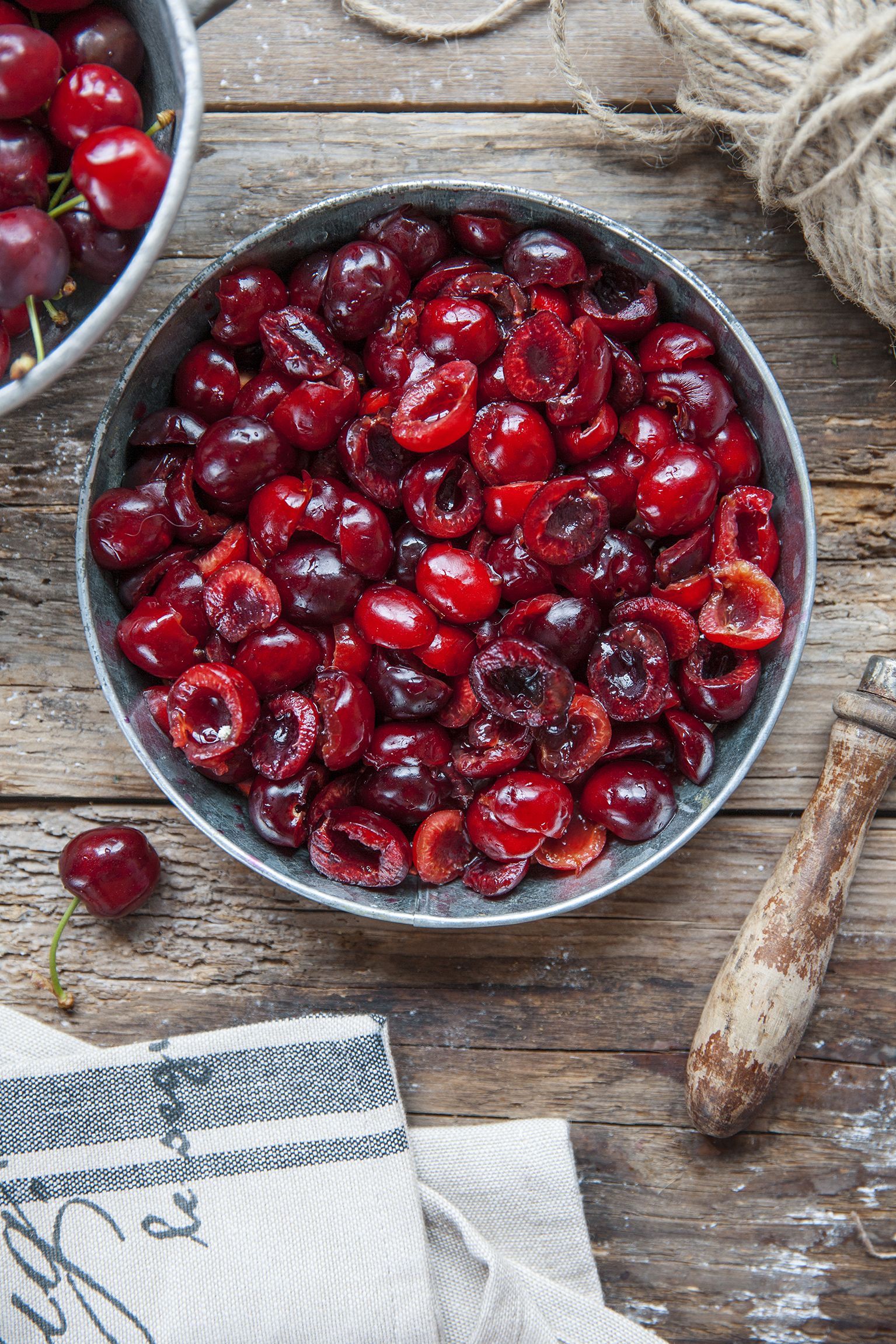 Mrs. Anderson's Baking – Cherry Pitter - Image 3