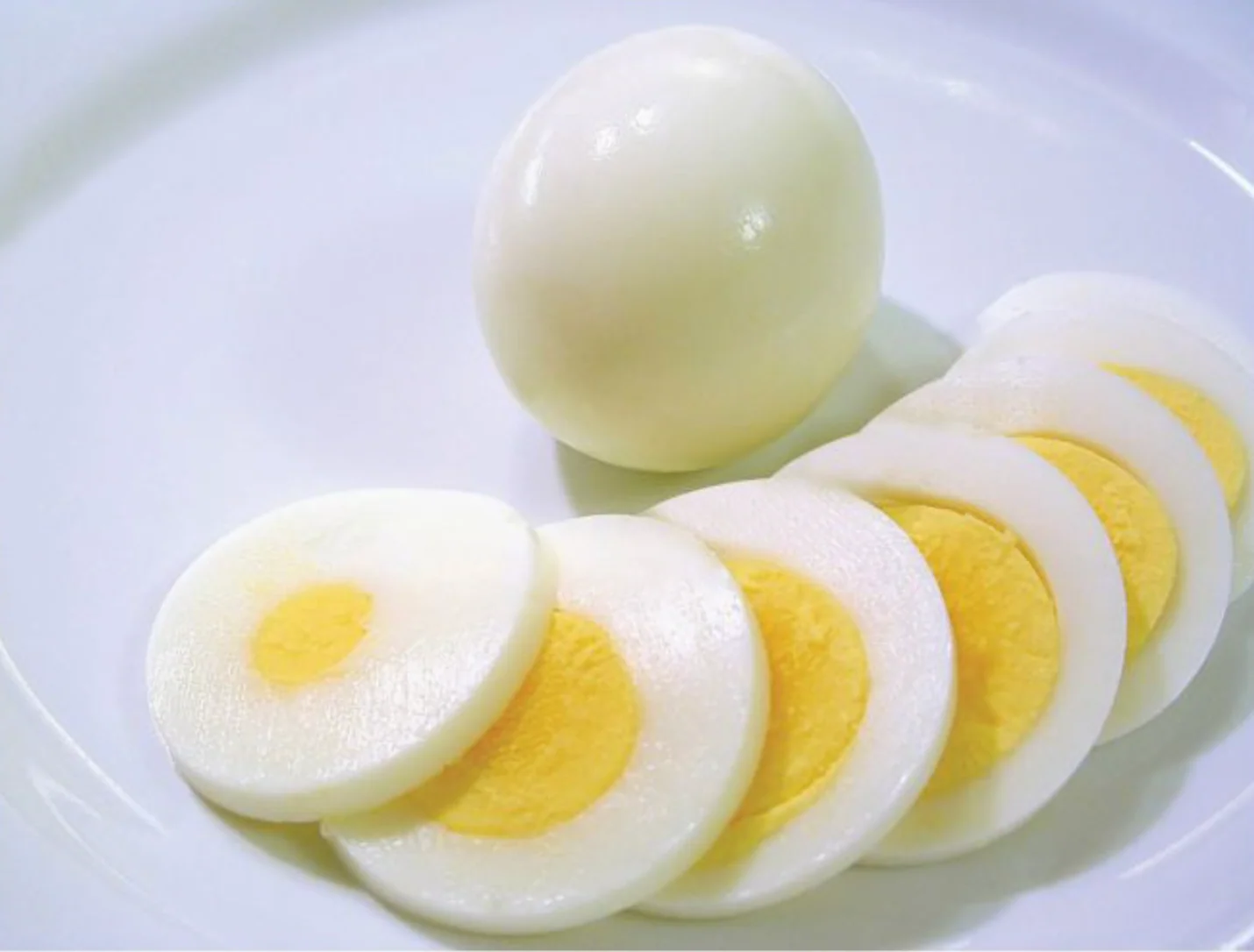 Non-Stick Kitchen Egg Slicer - Image 2
