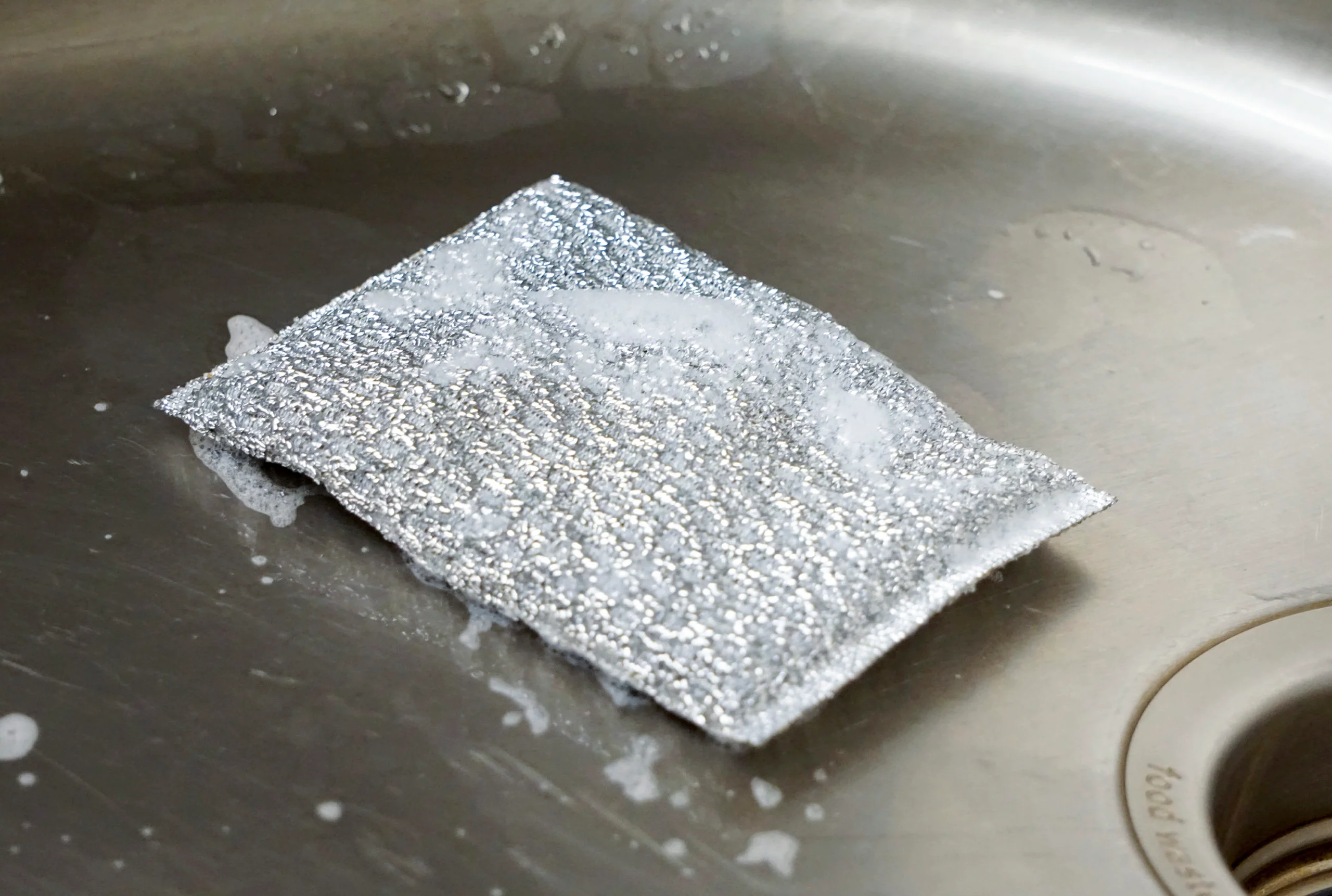 Nonstick Silver Scrubber - Image 2