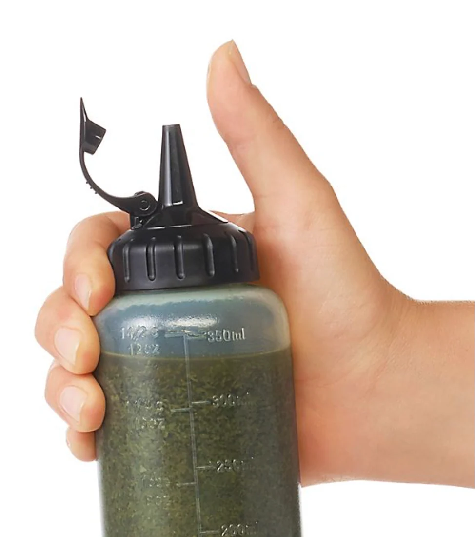 OXO Chef's Squeeze Bottle – 12oz. - Image 4