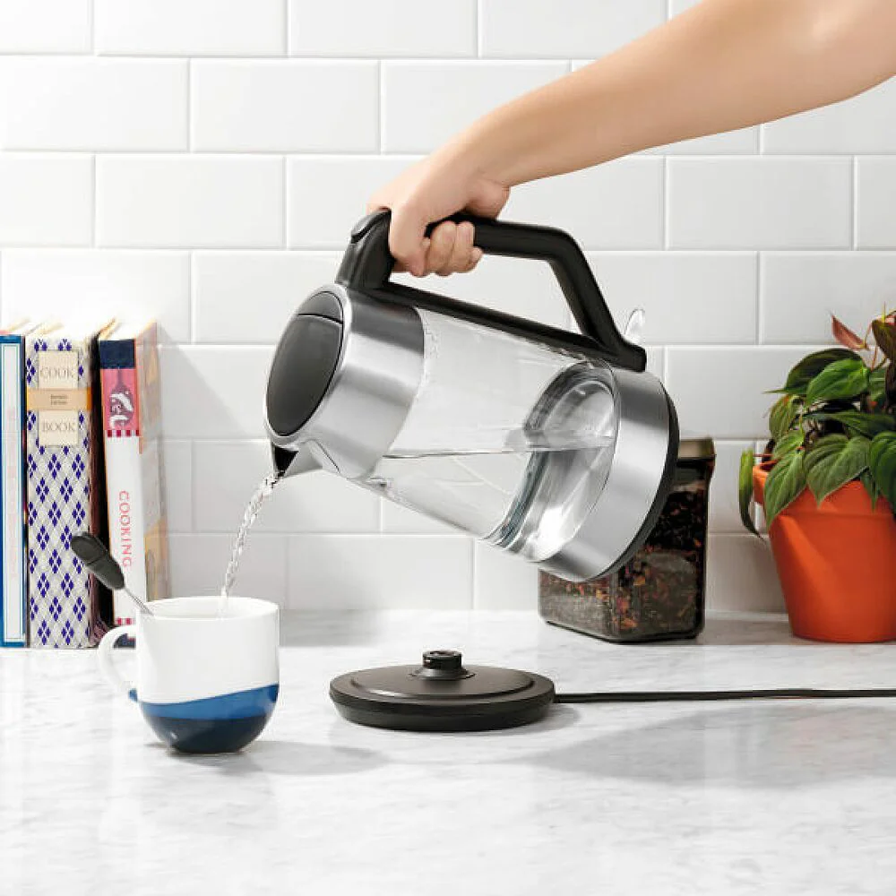 OXO Cordless Glass Electric Kettle – 1.85qt. - Image 2