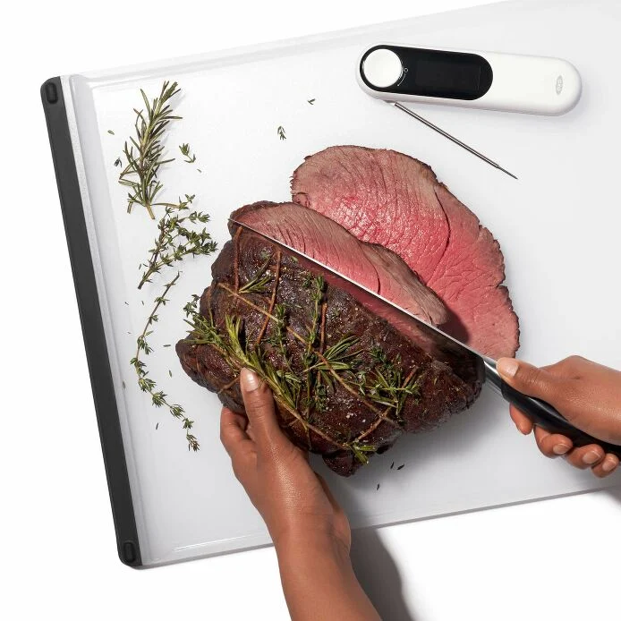 OXO Good Grips Carving & Cutting Board - 21.1” x 14.5” - Image 5
