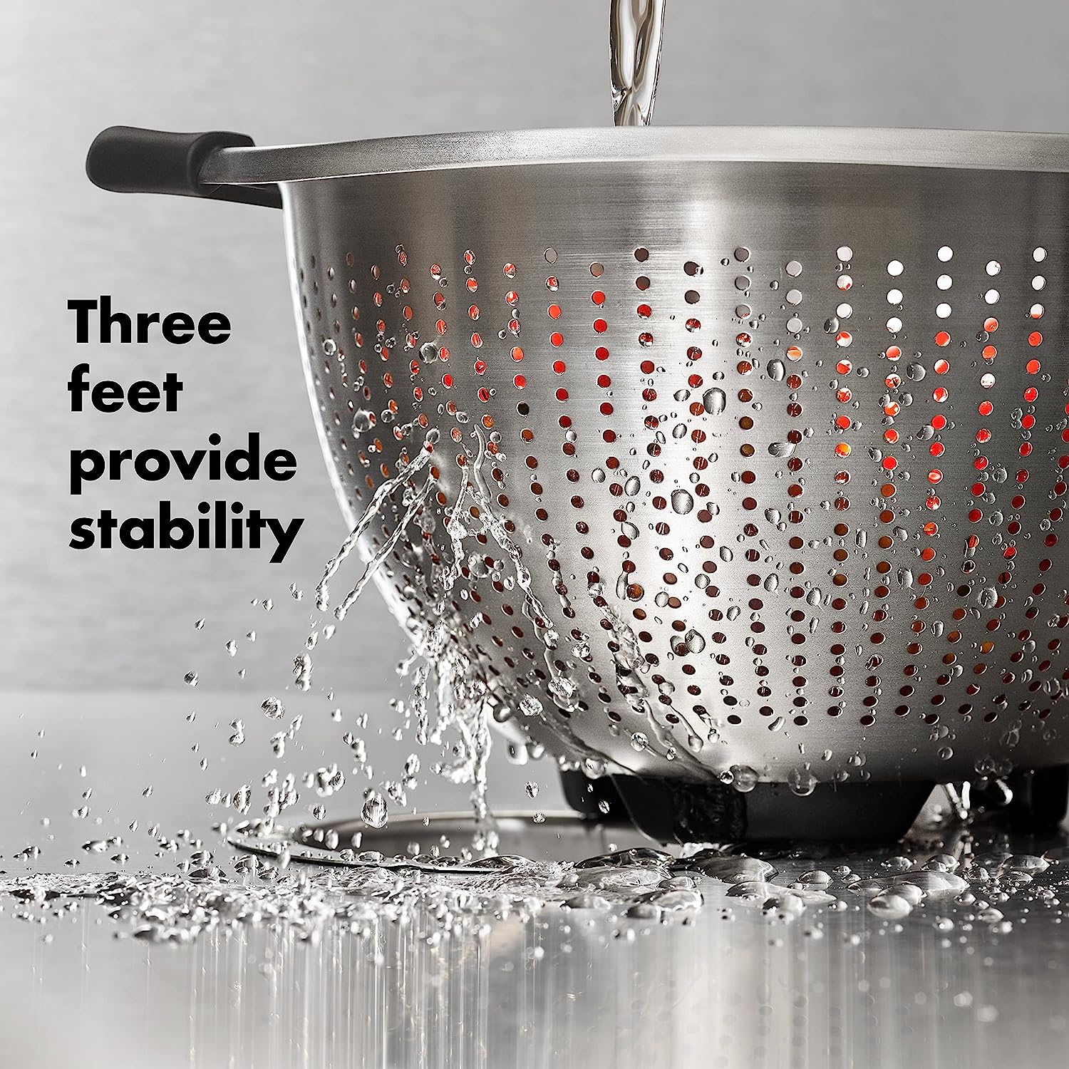 OXO Good Grips Stainless Steel 5 qt./ 4.7 L Colander - Image 3