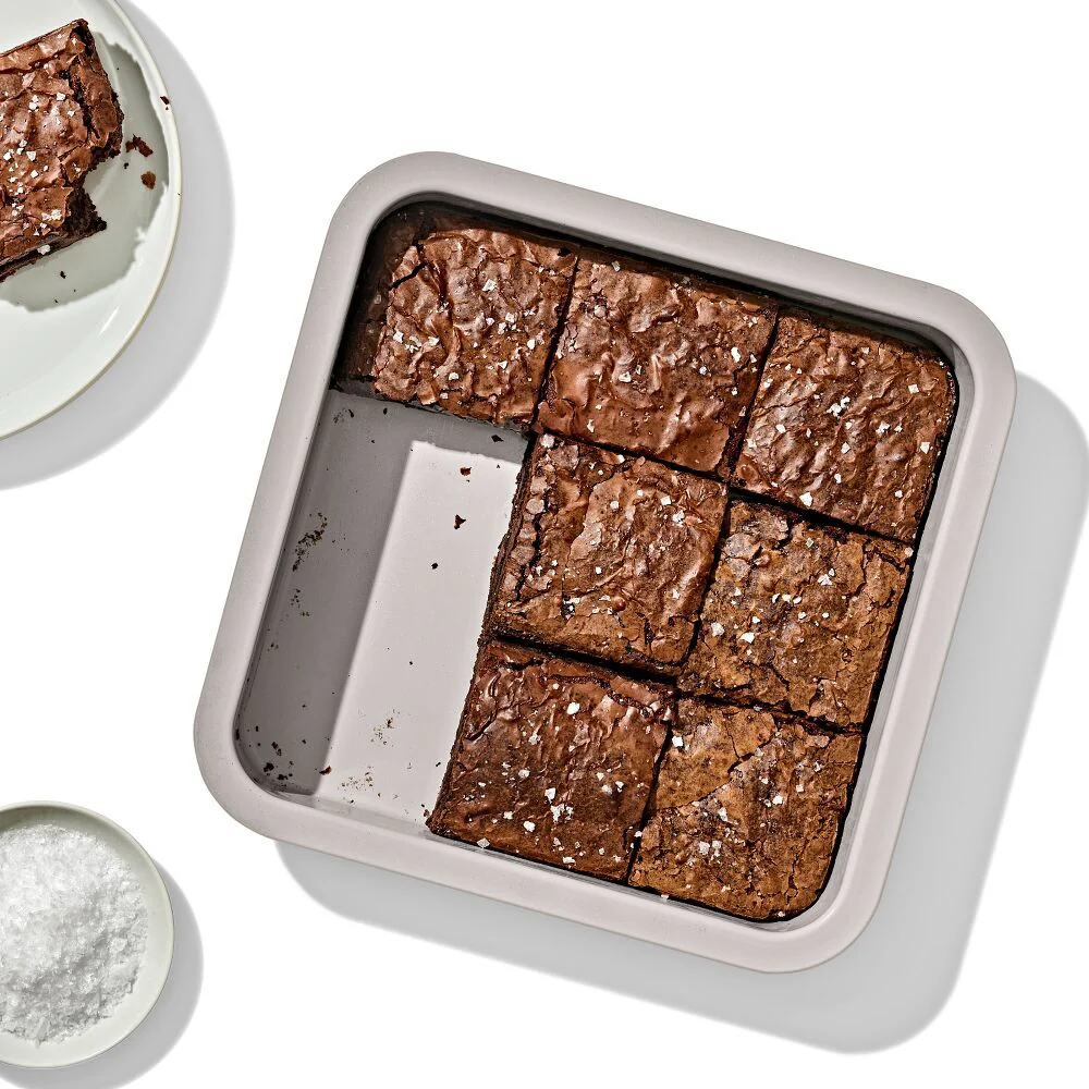 Oxo Non-Stick Pro Ceramic Coated Metal Bakeware – 9" Square - Image 4