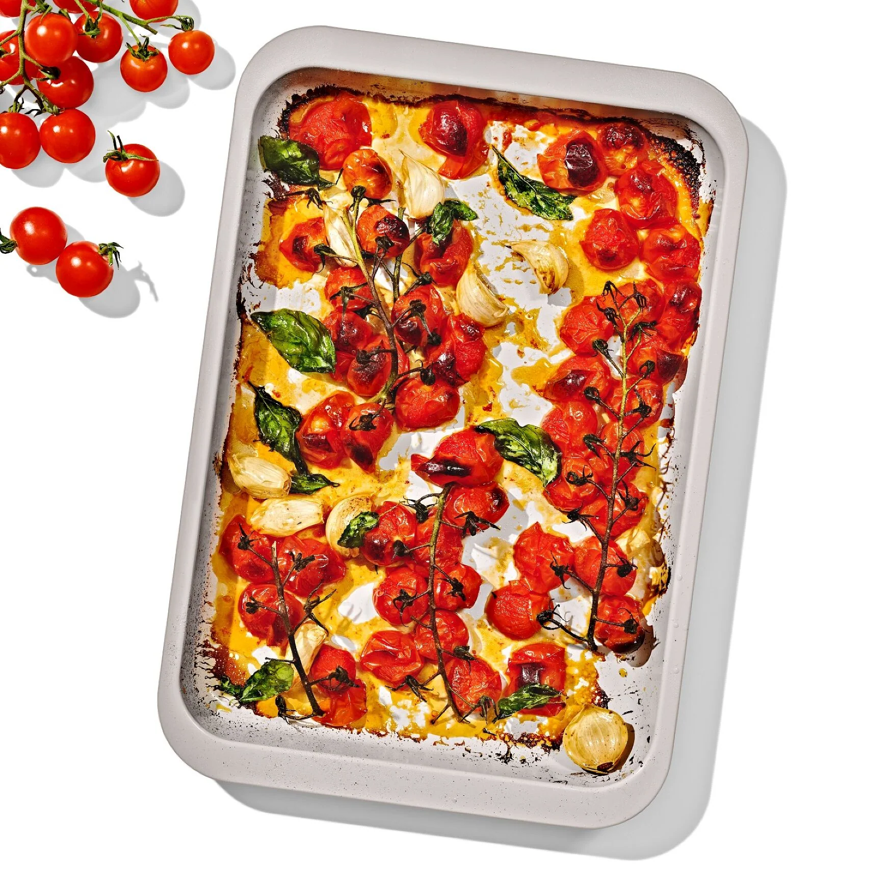 Oxo Non-Stick Pro Ceramic Coated Metal Bakeware Quarter Sheet Pan – 14" x 10" - Image 5