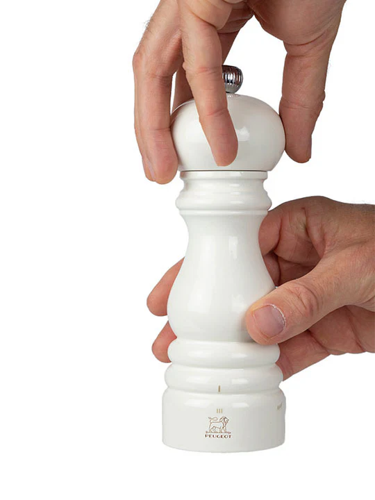 Peugeot Classic Salt Mill – Ivory Lacquer – 7" - Image 4