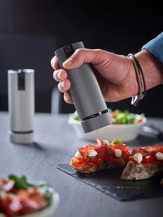 Peugeot – Line u'Select Electric Rechargeable 15 cm Pepper Mill - Image 5