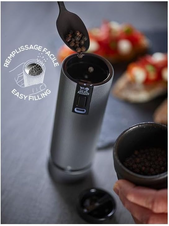Peugeot – Line u'Select Electric Rechargeable 15 cm Pepper Mill - Image 6