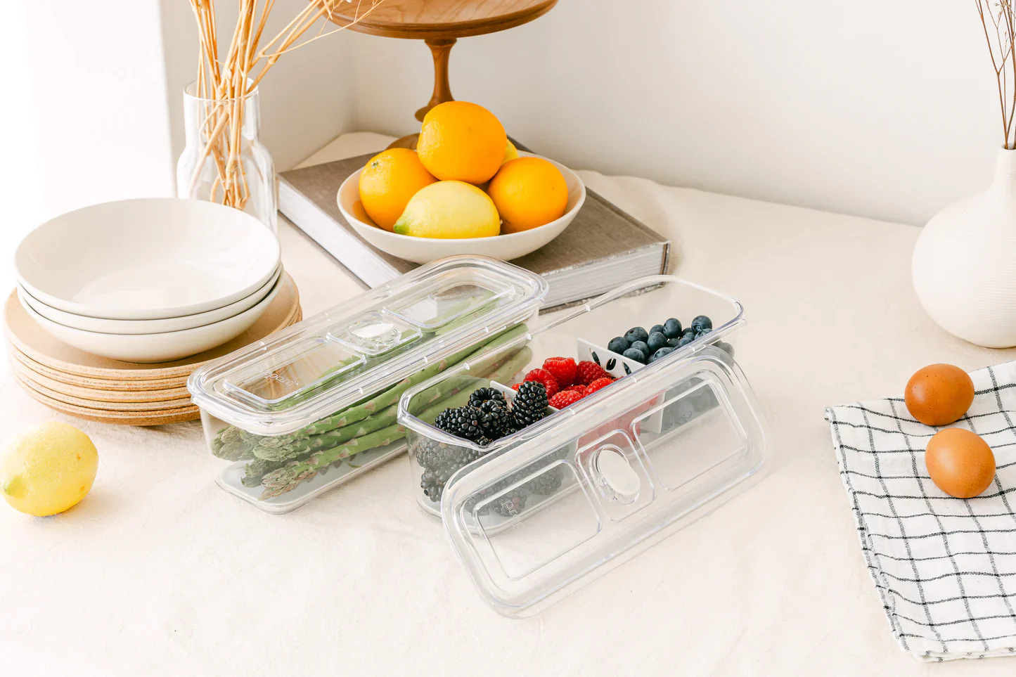 Prepara Latchlok Click Food Storage Container With Divider – 6.2 Cups - Image 3