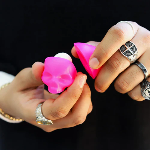 Rebels Refinery Pink Skull Lip Balm – Passion Fruit - Image 4