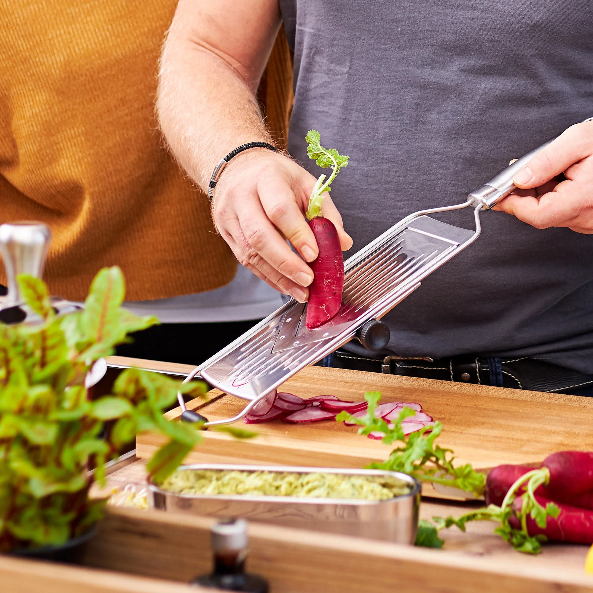 Rosle Adjustable Stainless Steel V-Slicer - Image 3