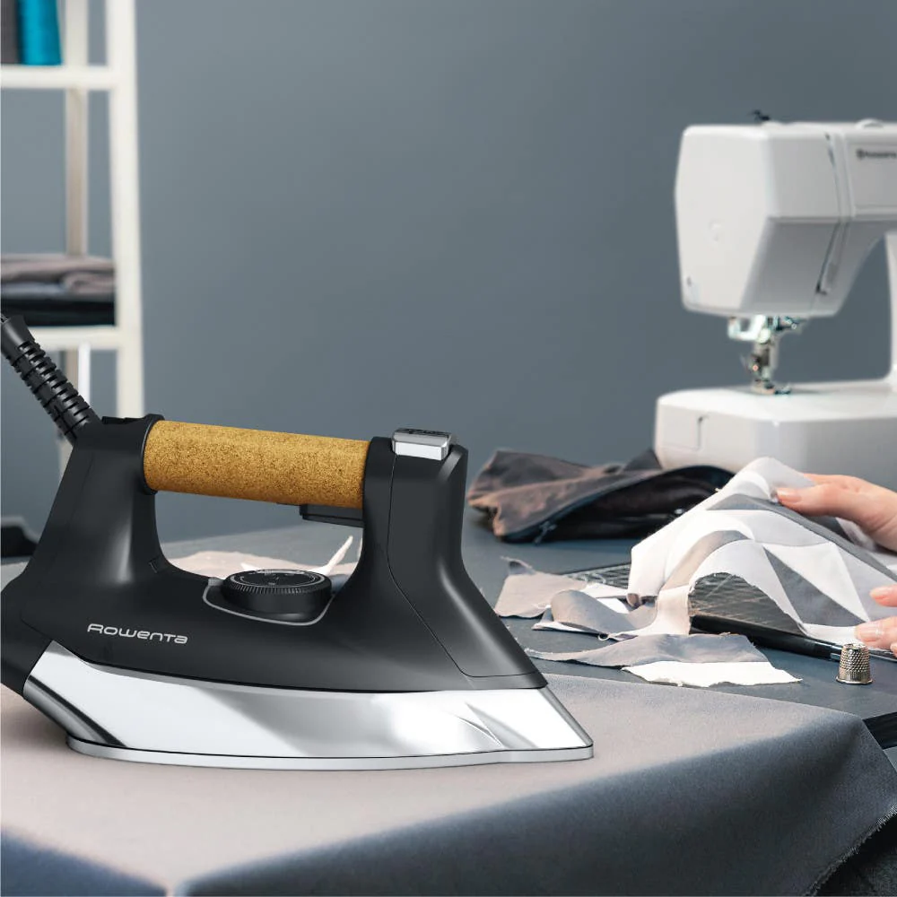 Rowenta Ultimate Steam Pro High Pressure Steam Station Generator & Iron - Image 3