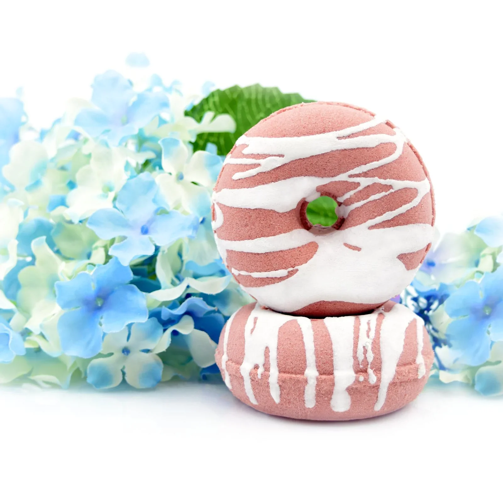 Donut Shape Scented Bath Bombs - Black Cherry - Image 3