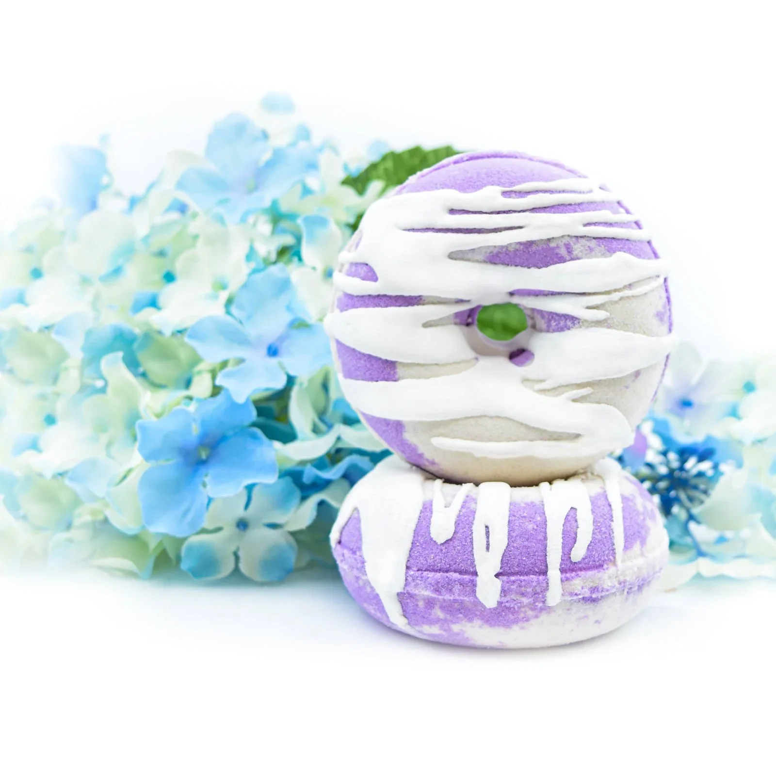 Donut Shape Scented Bath Bombs - Black Raspberry Vanilla - Image 3