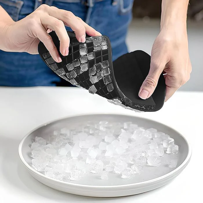 Silicone Mini Ice Cube Trays – Pack of 2 - Image 3